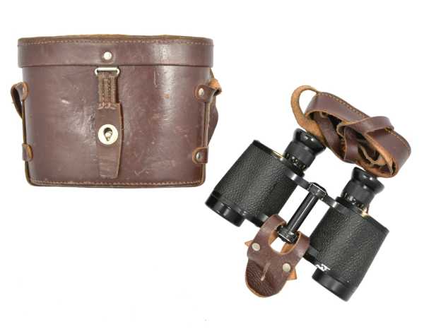 Fernglas mit Lederköcher (S) WK II gebraucht (6 x 30)